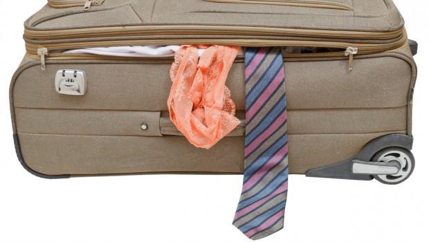 Cross Dressing On-The-Go!