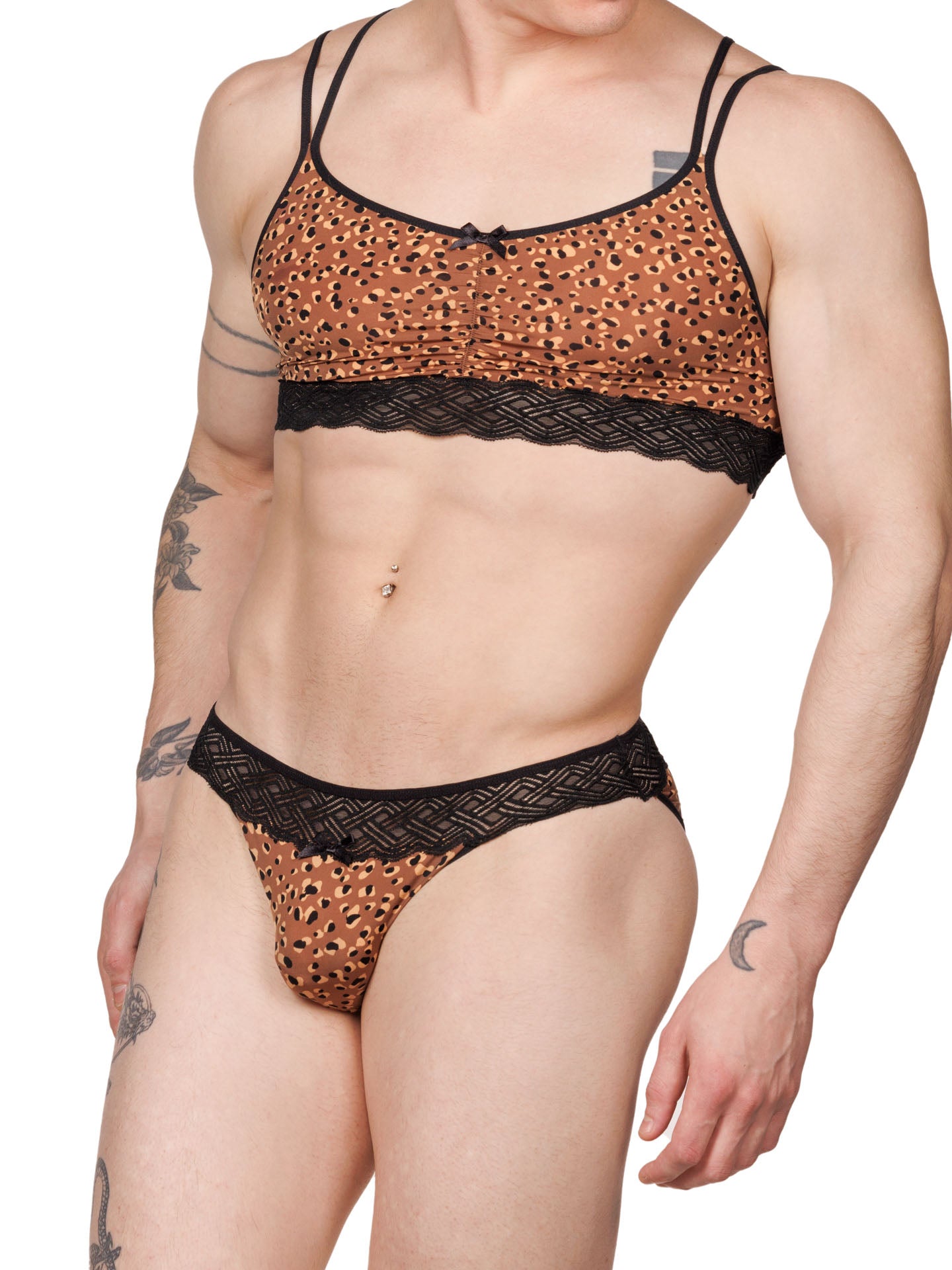 Front view of a male model wearing an XDress lace leopard print bra with matching panties